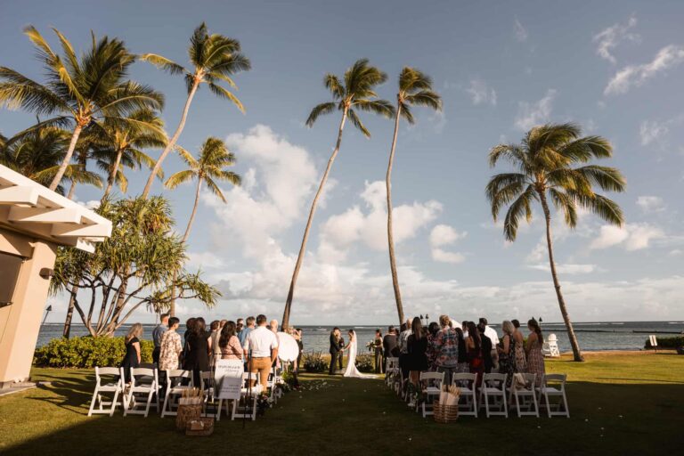 Destination Wedding in Hawaii | Locations, Packages & Tips